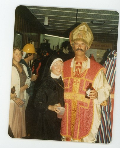 Halloween costume party - ,