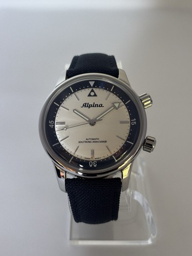 Alpina seastrong diver 300 - diver,