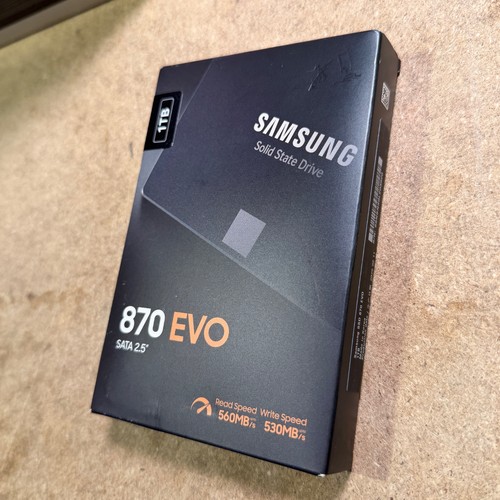 Brand new sealed samsung - new,
