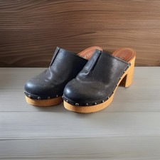 Mia Isra Cognac Clogs Mules