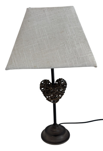 Heart wicker table - lamp, shabby