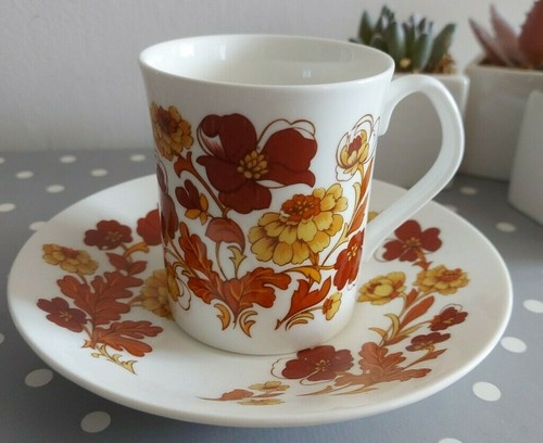 Vintage 60s elizabethan bone - 60s,
