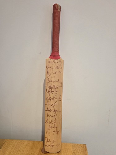 Miniature signed cricket bat - miniature,