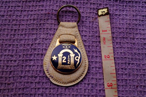 Vintage masonic keyring - vintage,
