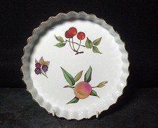 Royal Worcester Evesham 7.5"