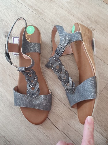Bnwt lotus orta pewter - bnwt, faux