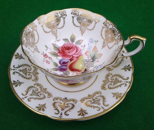 Paragon pink rose and fruit - pink,