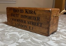 “David Kira Fruit London” Vintage Style Rustic Wooden Box With Rope Handle XS