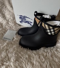 Burberry Rubber Marsh Stamp