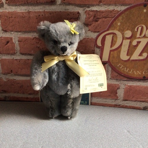 Gorgeous mohair teddy - bear, amy