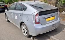 TOYOTA PRIUS 1.8 HYBRID BREAKING ENGINE SPARE PARTS DOORS BUMPERS 2009 - 2015