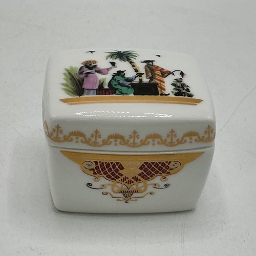 Royal worcester 3851 bone - royal,