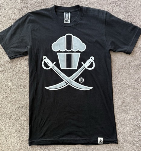 Johnny cupcakes black - cupcakes,