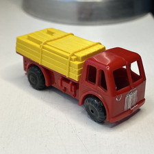 TRIANG MINIC PUSH AND GO PLASTIC TIMBER LORRY RED/YELLOW APPROX 1:76 SCALE