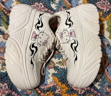 Bershka Hello Kitty Platform