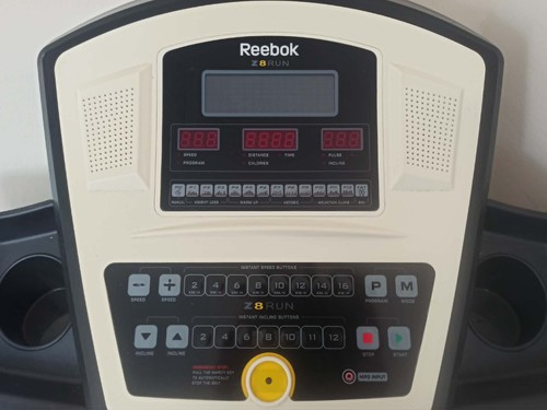 Reebok run display - z8,