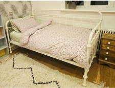 Feather & Black Oliver Single