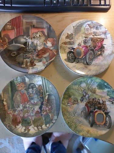 Wind the willows wedgewood - wind,