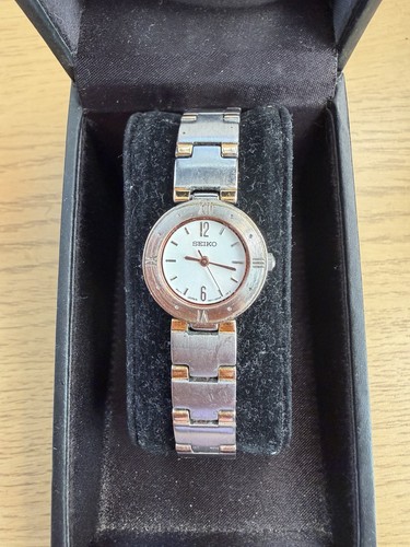 Vintage seiko ladies two tone - seiko,