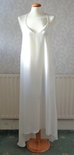 NWT Elegant BooHoo Cream Lily Strap Dip Hem Maxi Prom/Party/Evening Dress Size 8