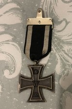 ORIGINAL WW1 GERMAN IRON CROSS 2nd CLASS 1914, MAKER??