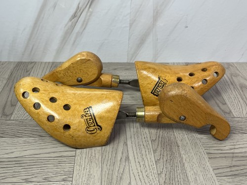 Geoha wooden pair vintage - wooden, of