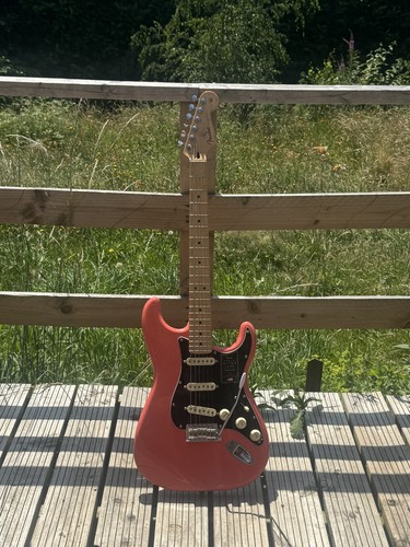 Fender mexican stratocaster - fender, stratocaster~