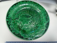 20cm Wedgewood Cabbage Plate Majolica Green Leaf