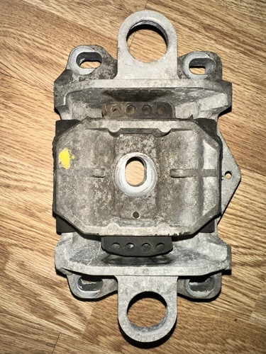 Jaguar type engine mount - type,