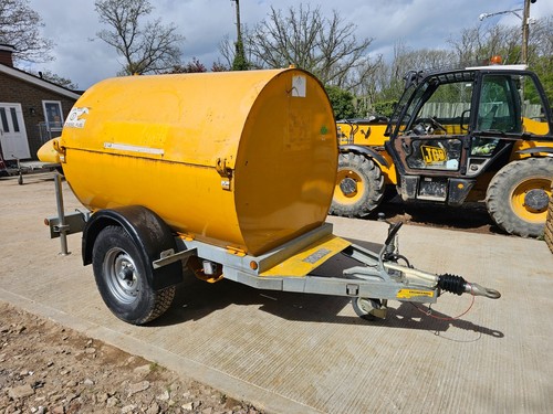 2050 vat trailer - £2050+vat,
