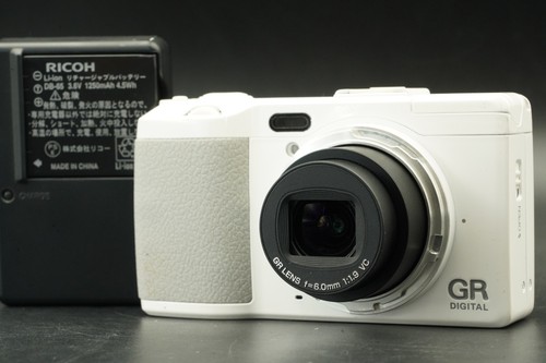 Ricoh digital 10 - iv, 10.4mp
