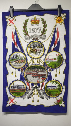 Vintage 1977 queens silver - 1977,