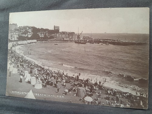 Broadstairs beach pier - broadstairs,