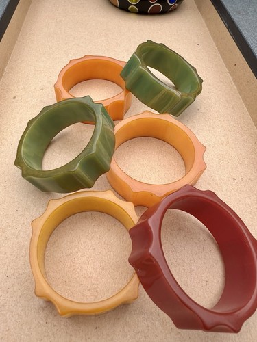 Vintage bakelite napkin rings - napkin,