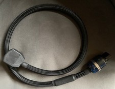 Merlin Cables Black Widow FE Ferrite HiFi Audio Mains Power Connector 1m,IEC UK 