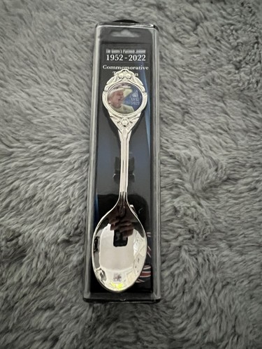 Queen elizabeth platinum - ii,