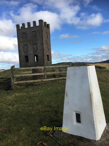 Photo 6x4 kinpurnie hill trig - kinpurnie,