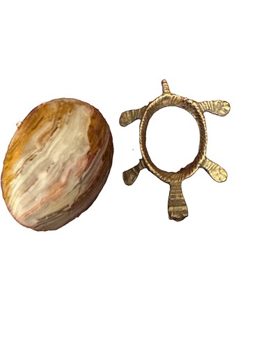 Onyx egg crystal agate mineral - agate,