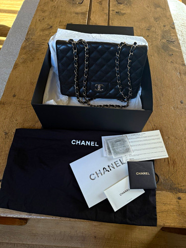 Chanel classic jumbo flap - chanel,