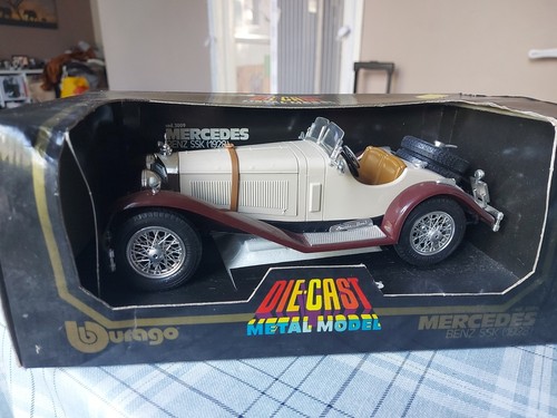 Burago scale diecast 3009 - burago,