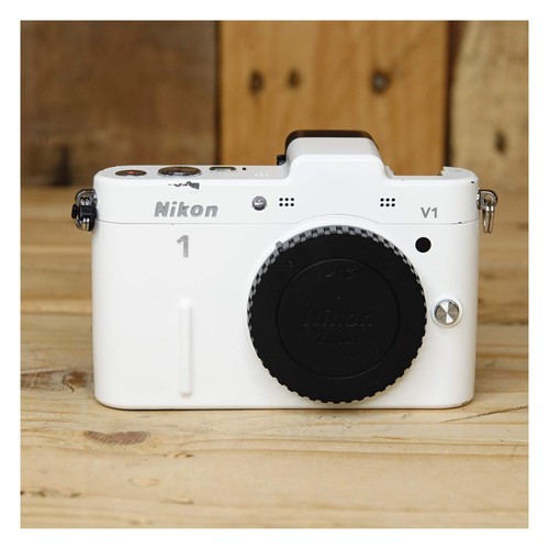 Used nikon white - 1, camera