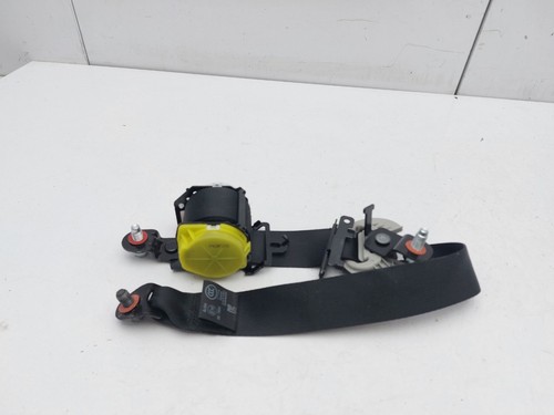3rd row seat belt - seat, rear