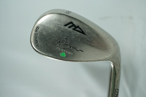Golf players lob - 58°,