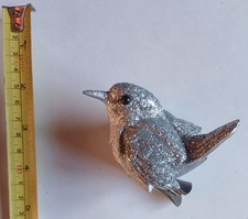 Silver Bird Wren Resin Clip On