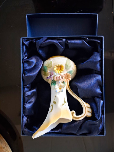 Hand painted floral - painted, ceramic