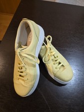 Ladies Camper Shoes Size 6 (39). Lemon Leather With White Soles.
