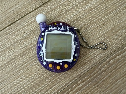 Tamagotchi purple white - v4,