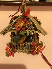 (H)Decorative Christmas Hanging Wicker Bird House & Added Flowers/Pretend Bird