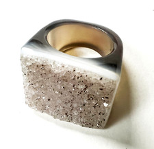 Raw crystal BANDED AGATE RING gemstone MODERN statement HEALING grey/white P 1/2