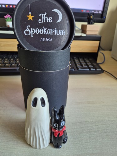 Spookarium ceramic ghost with - spookarium,